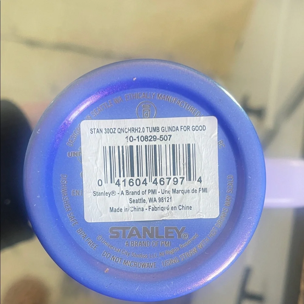 Stanley Ombre Tumbler with Handle - Pink and Purple. Limited edition Glinda. - Picture 2 of 8